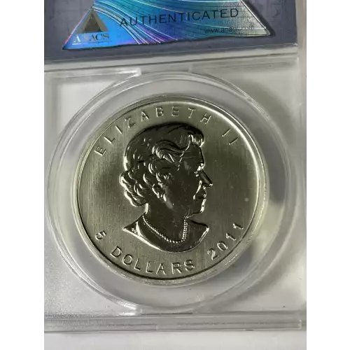 2011 Canada .999 Fine Silver 1 oz $5 Silver Wolf (4)